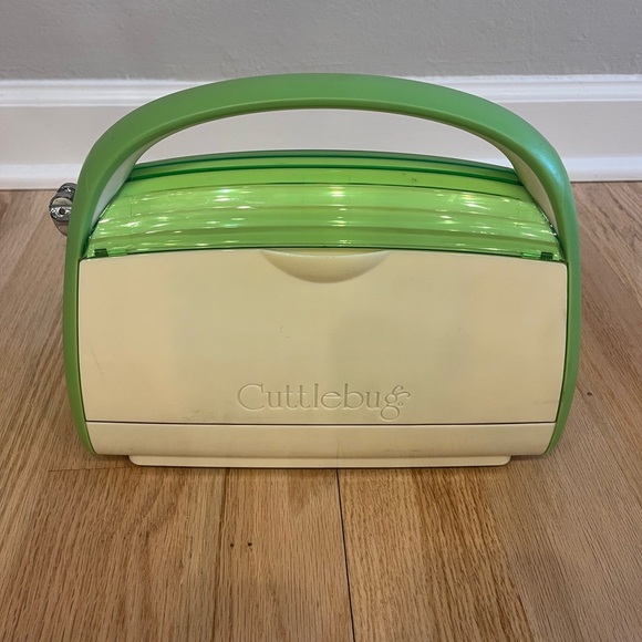 Cricut Other Cricut Cuttlebug Die Cutting Machine Poshmark